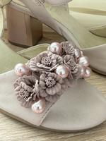 Hochzeit Trachten Schuhe Leder von Be Natural Rosen und Perlen Hessen - Heusenstamm Vorschau