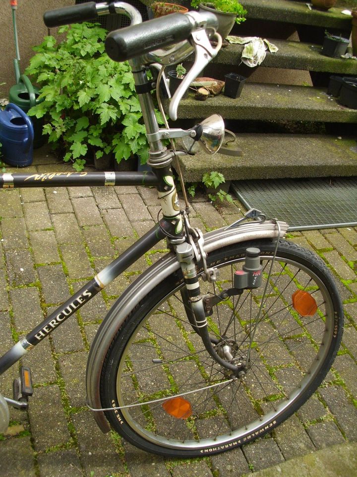 Fahrrad mit Stange Hercules....."antik" in Centrum