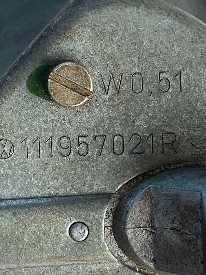 VW Käfer Tachometer 111957021R 1973 in Freiburg im Breisgau