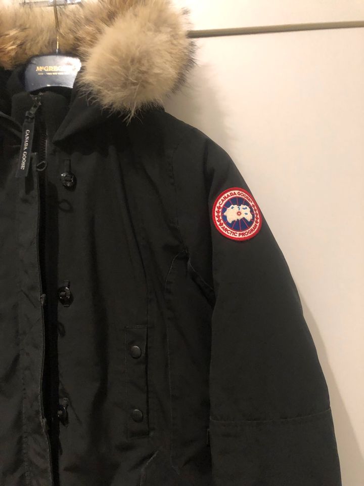 Canada Goose Kensington Damen Winter Daunen Parka Mantel L 40 in Hamburg