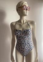 Tommy Hilfiger Badeanzug (M) Neu NP 109€ Köln - Mülheim Vorschau