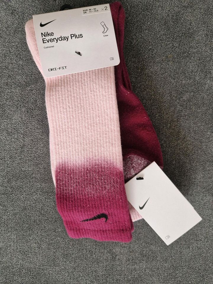 Original Nike dri-fit Sportsocken in Rösrath