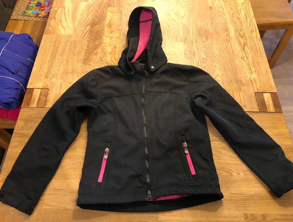 killtec-Softshelljacke, schwarz, Gr. 140 in ist Hessisch Kleinanzeigen eBay Oldendorf | - Niedersachsen jetzt Kleinanzeigen