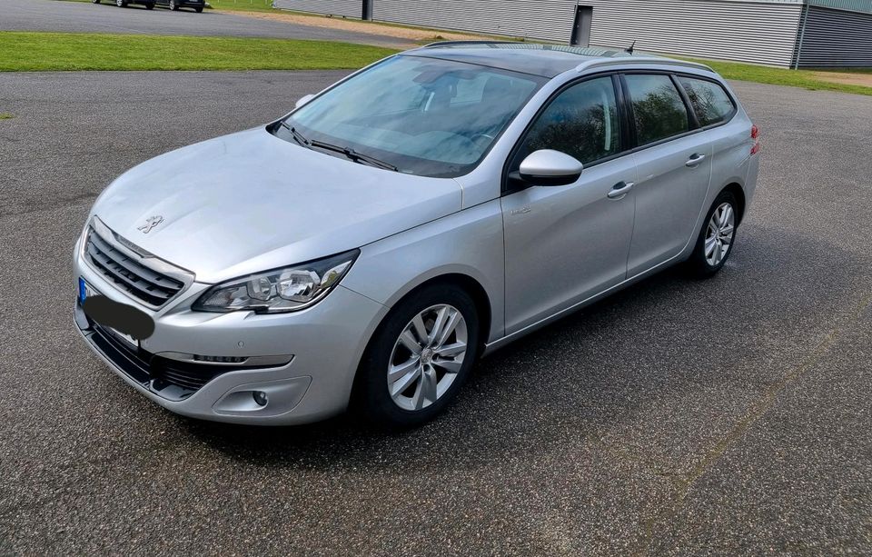 Peugeot 308 SW Business Line in Selent