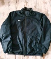 Nike Storm fit Jacke  gefüttert 147-158 Niedersachsen - Nörten-Hardenberg Vorschau