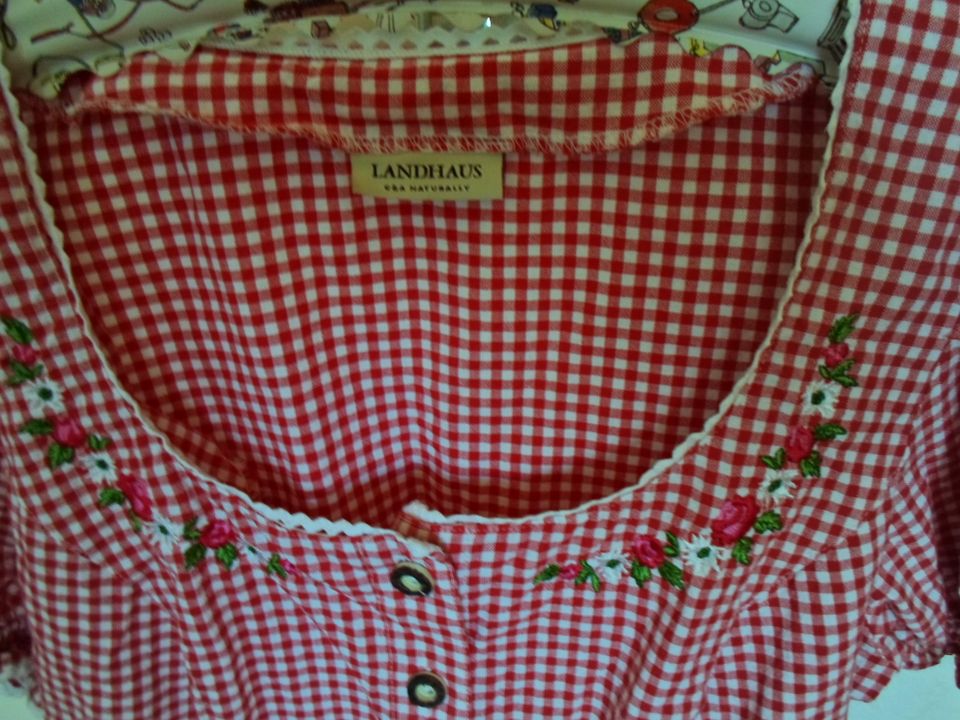 Fast neue Bluse im Dirndl - Style -- Größe: L -- Farbe: rot karie in Schöneck