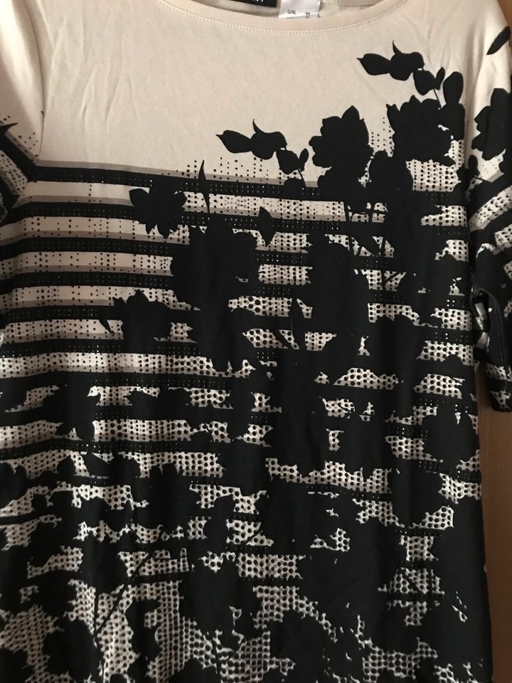 Kurzarmshirt in schwarz- Beige Größe 44 von Olsen in Gottenheim