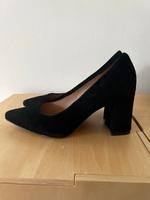 Hallhuber Pumps Schwarz - Gr. 38 - NP: 79,90 € Niedersachsen - Göttingen Vorschau
