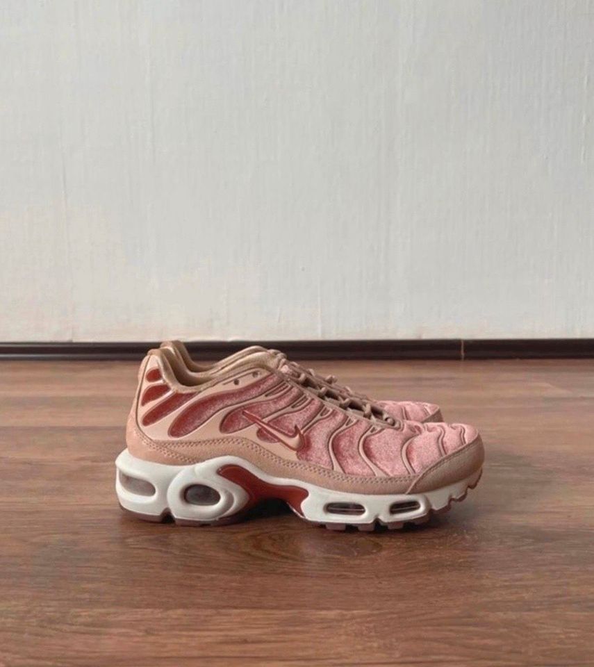 Sneaker | Nike TN Dusty Peach | Samtstoff | Limited Edition | NEU in Seevetal