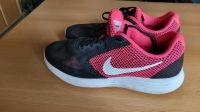 Nike Revolution 3, schwarz-pink, Gr. 40, Sportschuh Niedersachsen - Gieboldehausen Vorschau