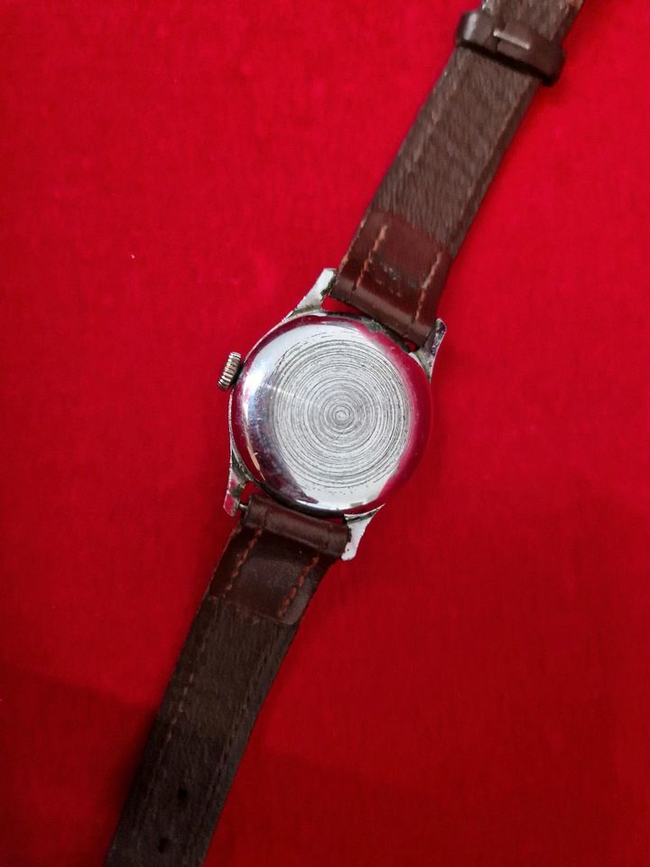 Alte Herrenuhr Uhr Kienzle Antimagnetic stainless steel back. in Berlin