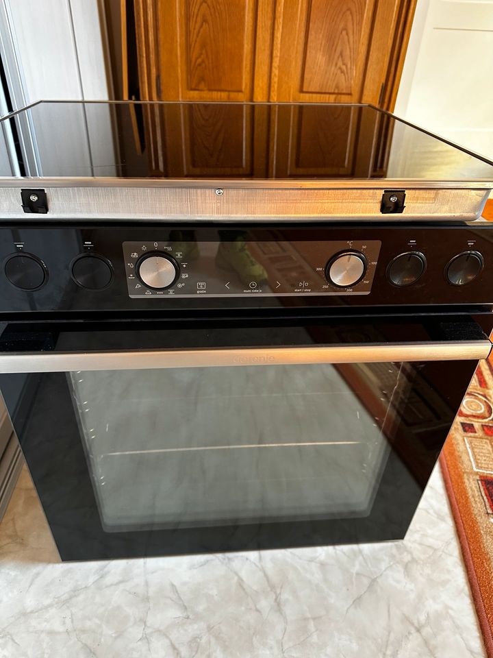 gorenje Einbauofen-Set Black 4 Pyrolyse mit Glaskeramik-Kochfeld in Johanngeorgenstadt