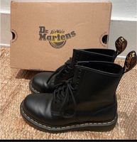 Dr. Martens NEU gr. 40 Pascal 8 Löcher Berlin - Schöneberg Vorschau