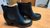 Stiefeletten Gr..40 in schwarz *Neu und ungetragen* Bayern - Wenzenbach Vorschau