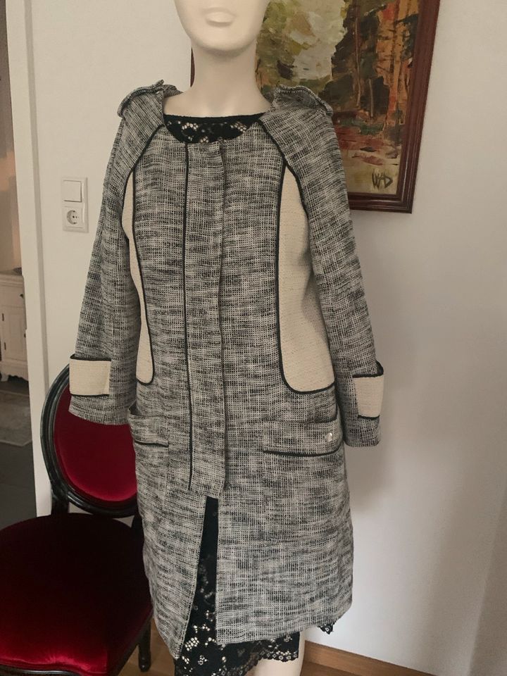 H&M leichte Mantel/Coat,Gr.36/S,offwhite/schwarz,Reissverschluss in München