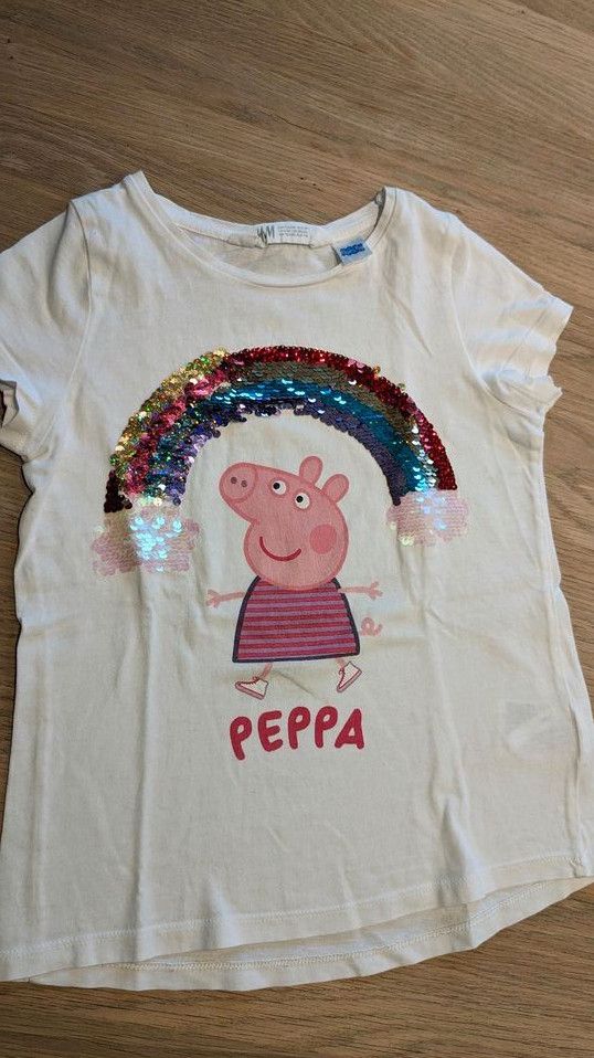 H und M peppa Wutz Pig Wendepailletten tshirt Gr. 122 128 in Schleswig