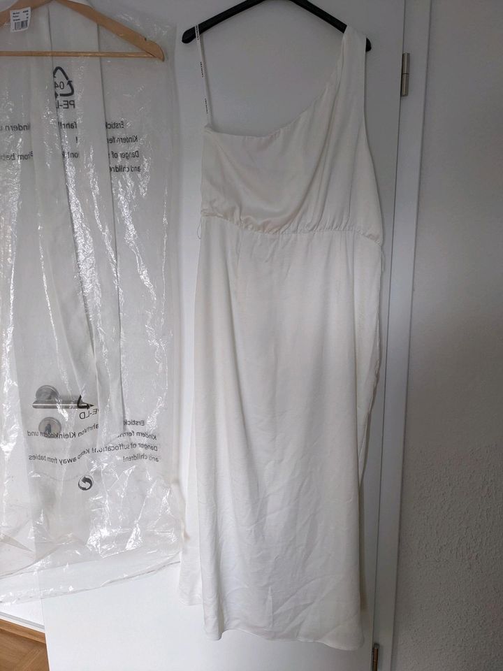 Weißes one Shoulder Kleid für Hochzeit, Party, Taufe etc. in Burgkunstadt
