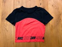 Nike rot/schwarz xs kurz Top Shirt Kinder Sachsen - Moritzburg Vorschau