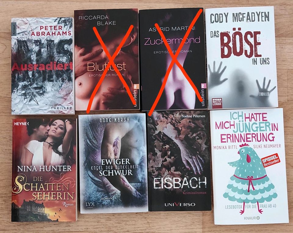 Viele Bücher in Büren