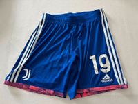 Juventus Turin adidas Bonucci Short Größe L Baden-Württemberg - Leonberg Vorschau