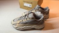 Yeezy Boost 700 V2 Cream 42 (GY7924) München - Altstadt-Lehel Vorschau