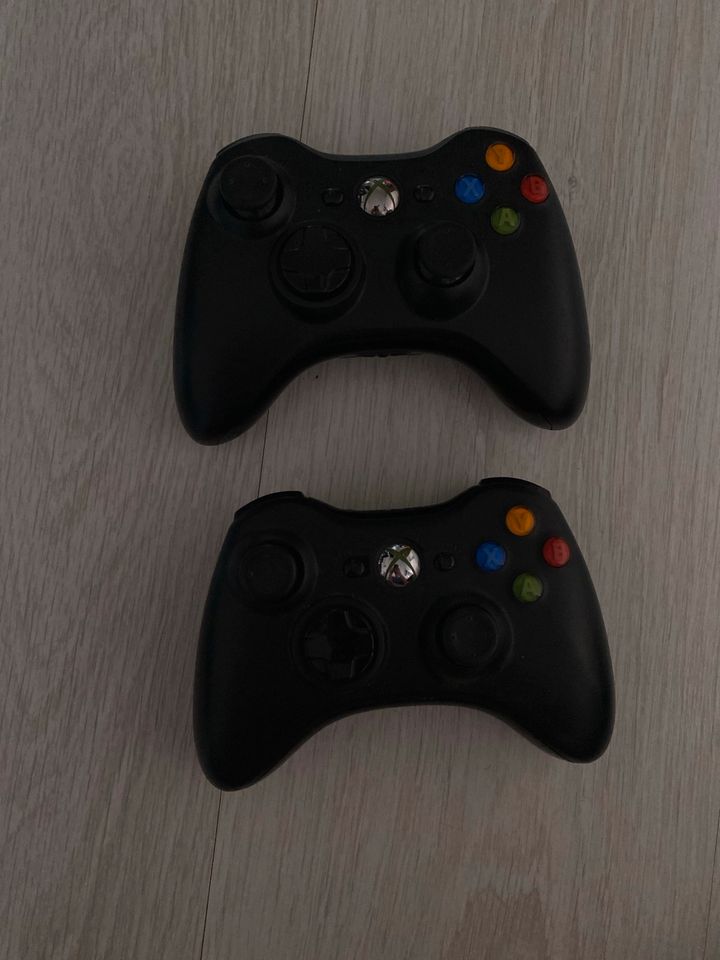Xbox 360 S + 2 Controller + Kinect in Dortmund