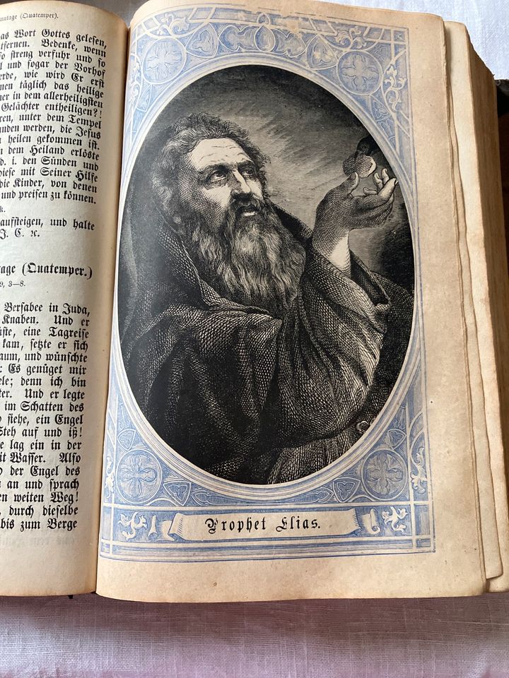 Katholisches Lehrbuch von 1870 selten schön in Neusäß