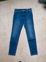 CROSS Jeans Alan Skinny Fit W31/L32, neuwertig Frankfurt am Main - Nieder-Eschbach Vorschau