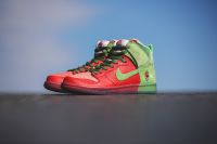 Nike SB Dunk Strawberry Cough 44 / US10 Deadatock Frankfurt am Main - Bockenheim Vorschau