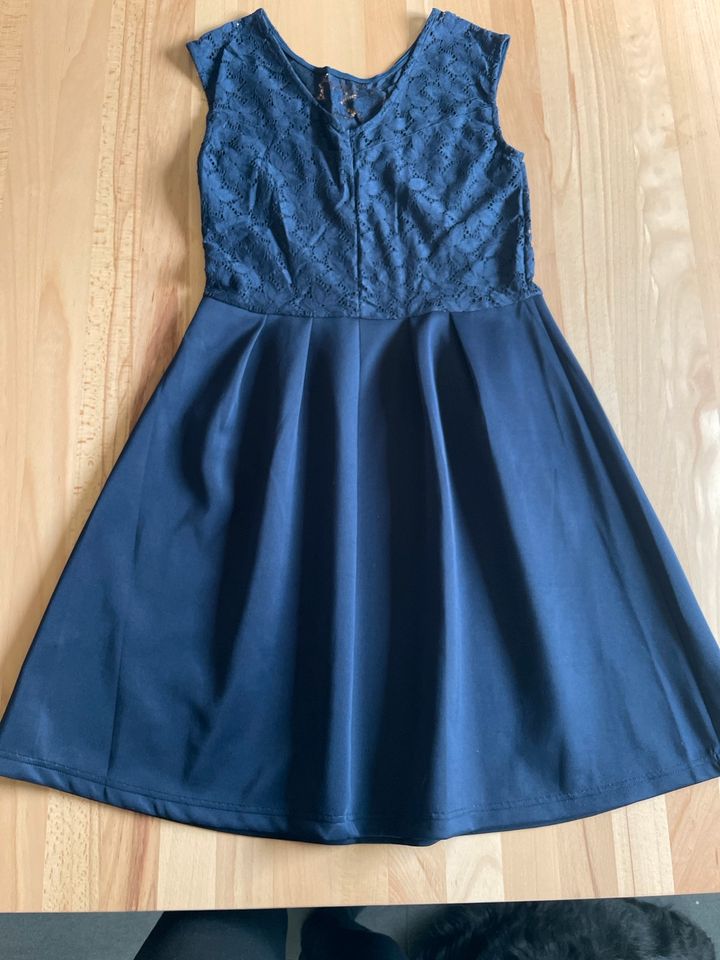 Kleid von Happy Girl Gr. 176 in Niedersachsen - Seelze | eBay Kleinanzeigen  ist jetzt Kleinanzeigen