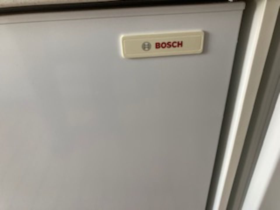 Kleiner Unterbaukühlschrank Bosch in Stuttgart