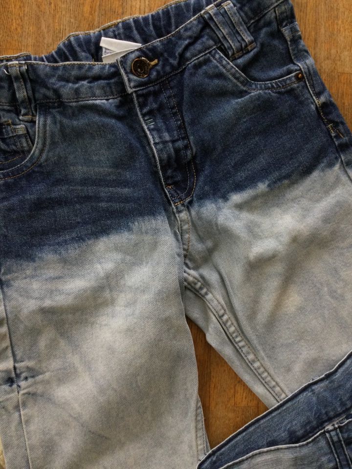 2 kurze Jeans Hosen Paket Hosenpaket Jorts Sommerhosen in Berlin