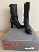 Prada Stiefel Größe 39 Nordrhein-Westfalen - Neuss Vorschau