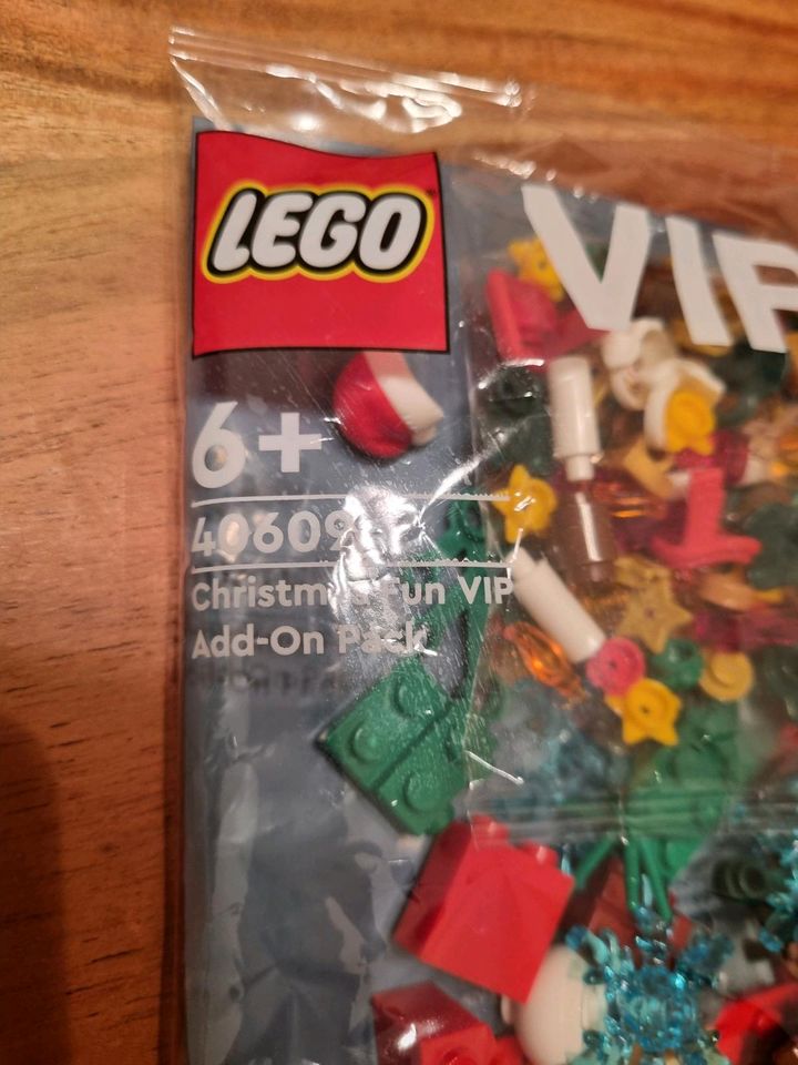 Lego Christmas Fun VIP Add-On Pack in Bad Endorf