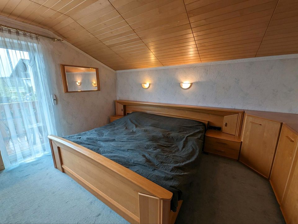 Schlafzimmer-Einrichtung | Doppelbett | Kommoden in Rohrdorf