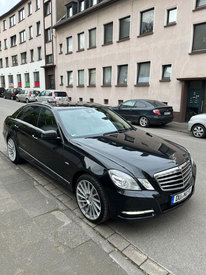 Mercedes E-Klasse W212 350 CDI in Duisburg