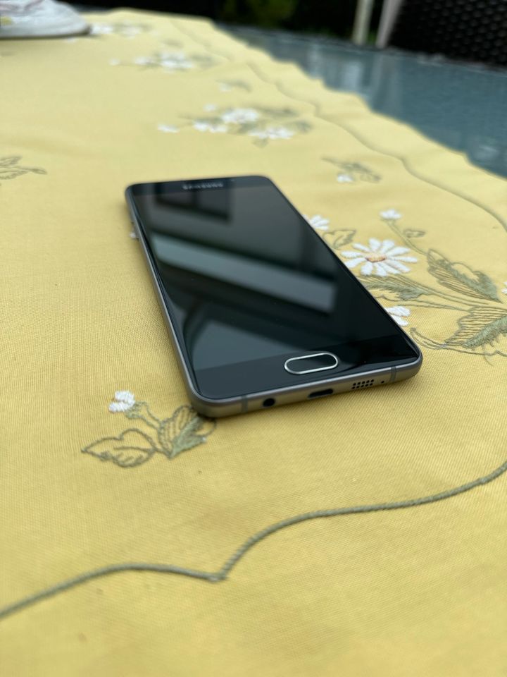 Samsung Galaxy A5 in Poing