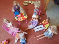 Verschiedene Barbies ken totally hair 80ger Eiskunstlaufen retro Niedersachsen - Grasberg Vorschau