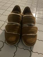 REDUZIERT!!   UGG Boots Schuhe Slipper Sneakers Gr. 38 Nordrhein-Westfalen - Moers Vorschau