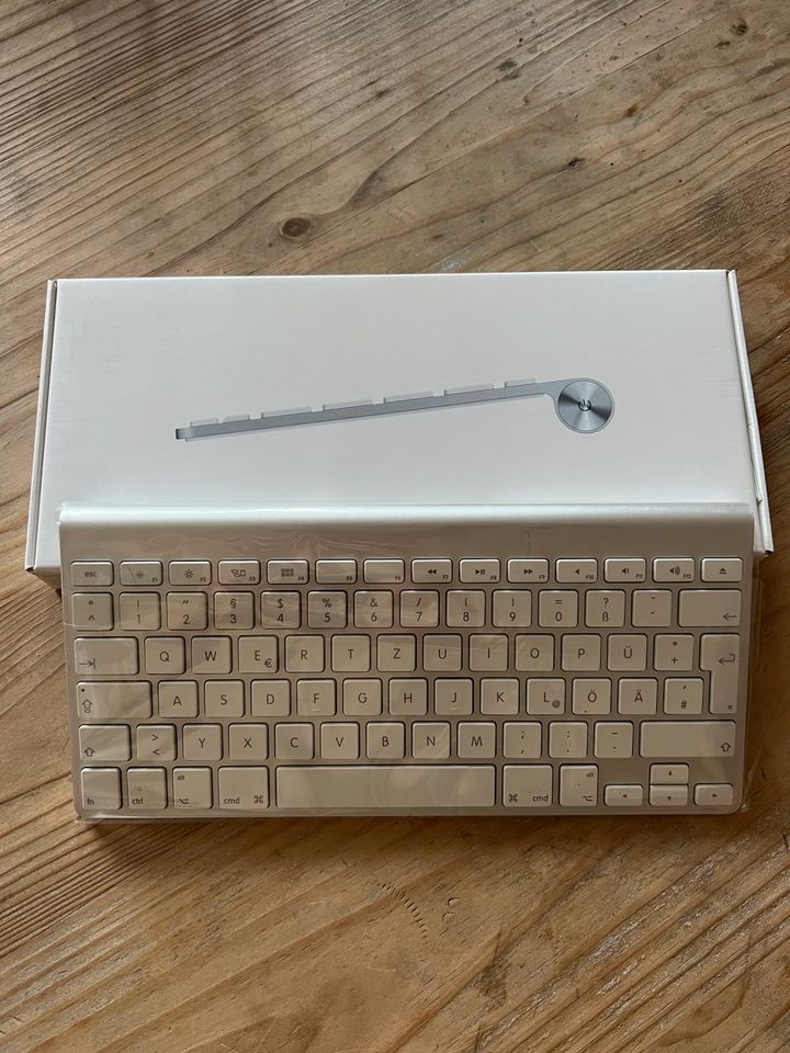 Apple Wireless Keyboard Tastatur PC OVP in Scheeßel