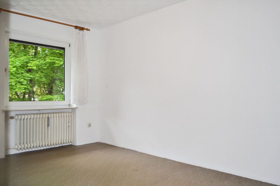 Helle 3- bis 4-Zimmer-Wohnung mit Balkon in Geretsried in Geretsried