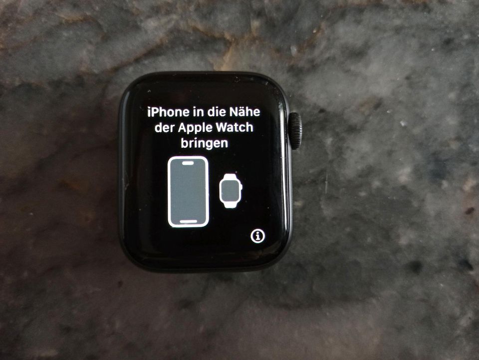 Apple Watch Series 6 GPS, 40 mm, mit Mängel in Dortmund