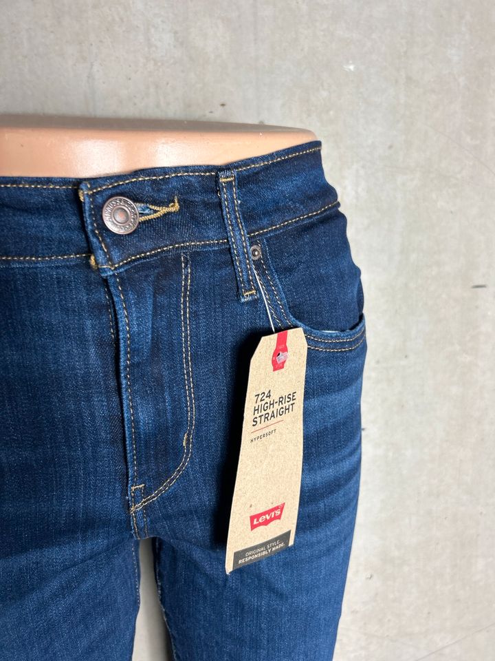 Levi’s jeans 724 high rise straight hypersoft neu 26 und 27  2190 in Erlabrunn