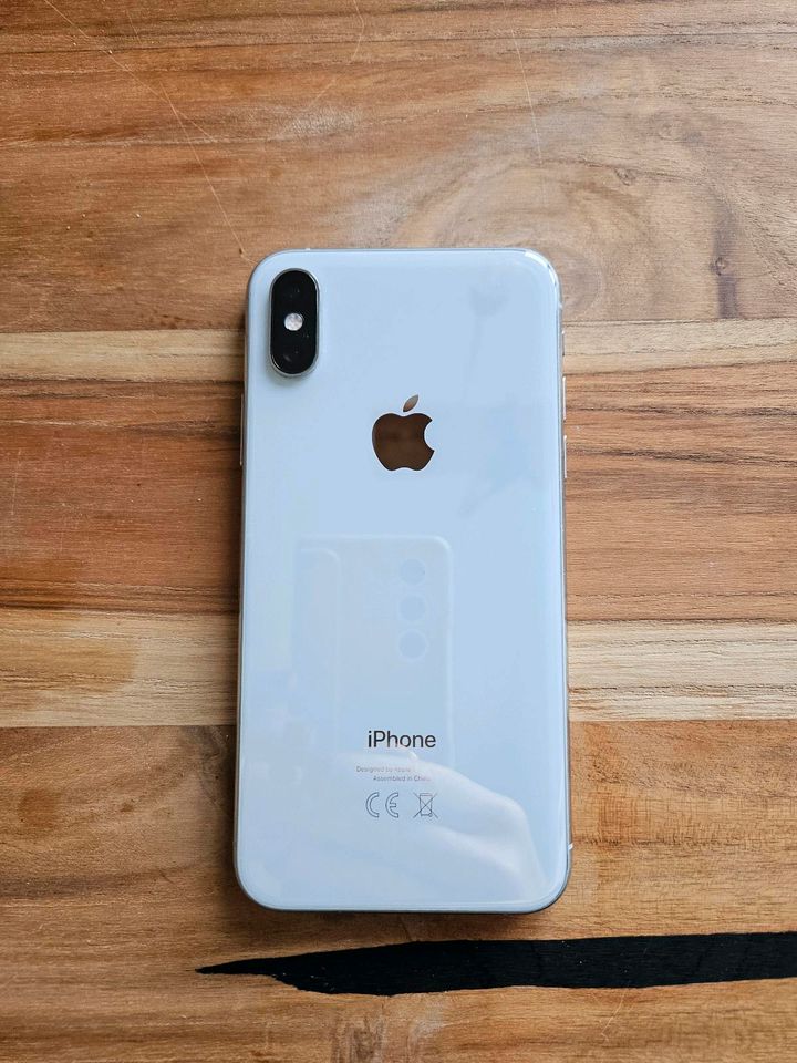 IPhone XS 64 GB in Friedberg (Hessen)