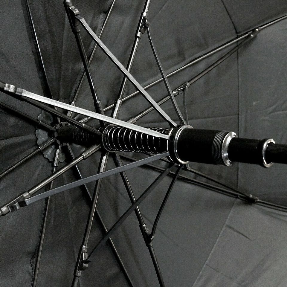 Regenschirm XXLGolf 132cm Doppeldach Sturmschutz Windproof in Berlin