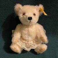 Teddybär mit Tutu von Fa. STEIFF, Nostalgie Vintage Baden-Württemberg - Affalterbach   Vorschau