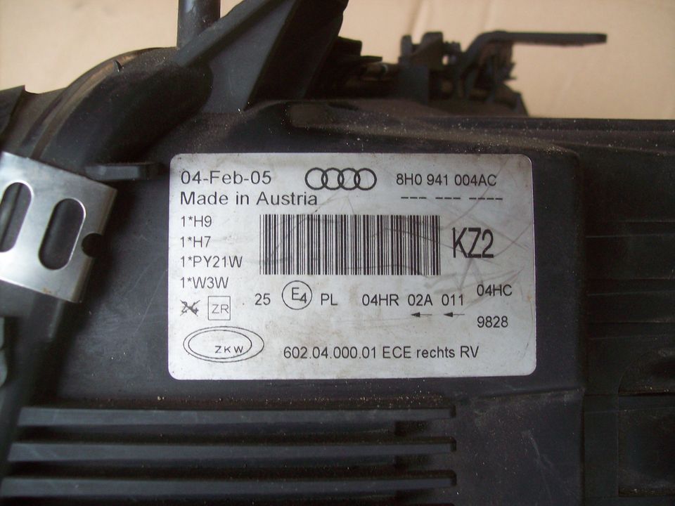 Audi A4 rechter EZ 2005   Scheinwerfer mit Halogen in Ammerbuch