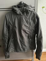 Bench Winterjacke Jacke grau mit Daumenloch regenfest Köln - Nippes Vorschau