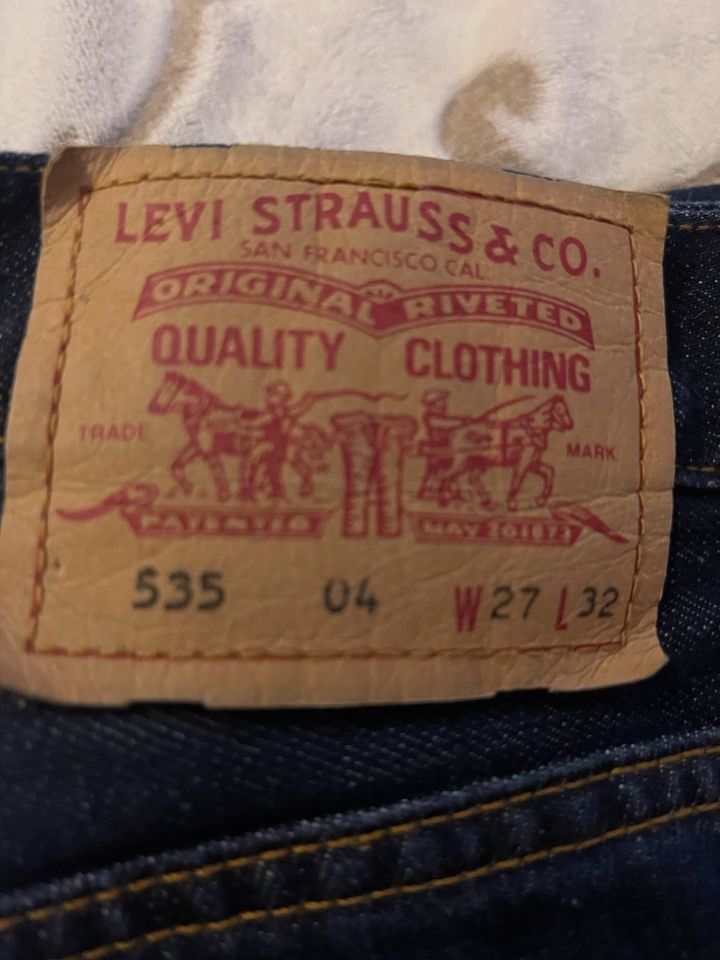 Levi’s 535 04 W 27L32 in Itzstedt