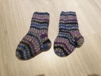 Wollsocken Gr.20 ? Baby ca.11 -12 cm lang lila blau grau Mädchen Niedersachsen - Drochtersen Vorschau